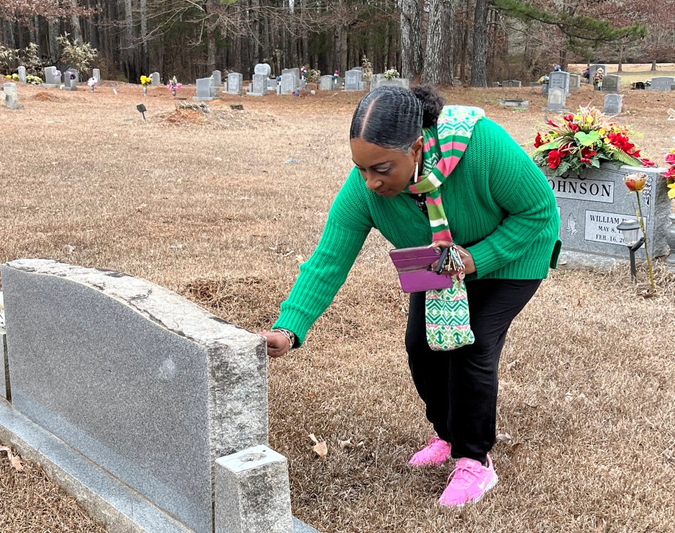 "Recovering Our Roots" Genealogy Photo Project